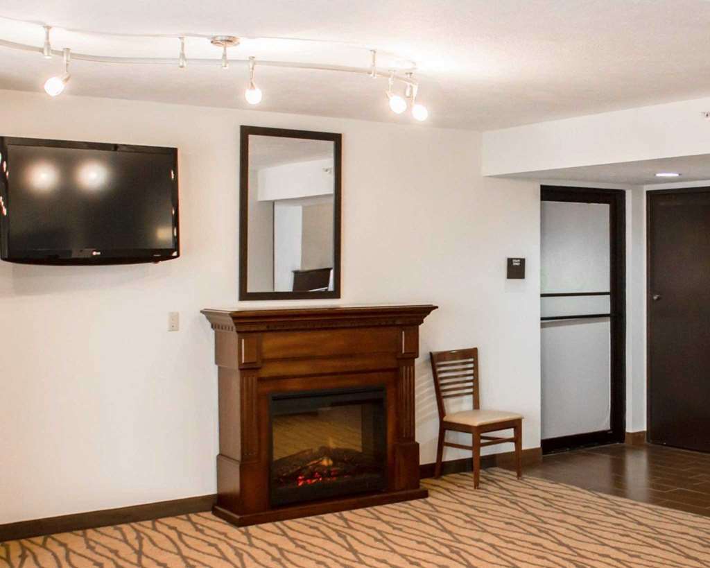 Sleep Inn & Suites Columbus Interior photo